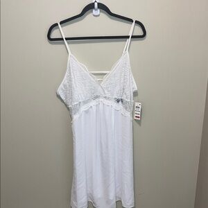 INC International Concepts White Lace Chemise
